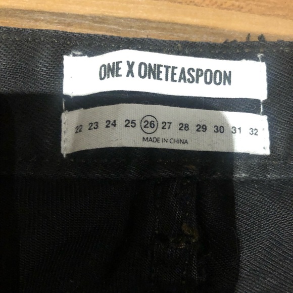 One Teaspoon distressed black jeans - Picture 5 of 6